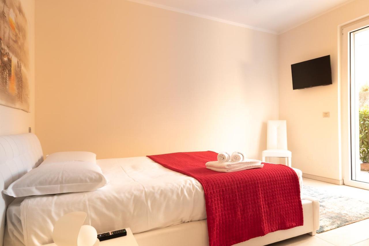 Aparthotel Yachting Lavena Ponte Tresa