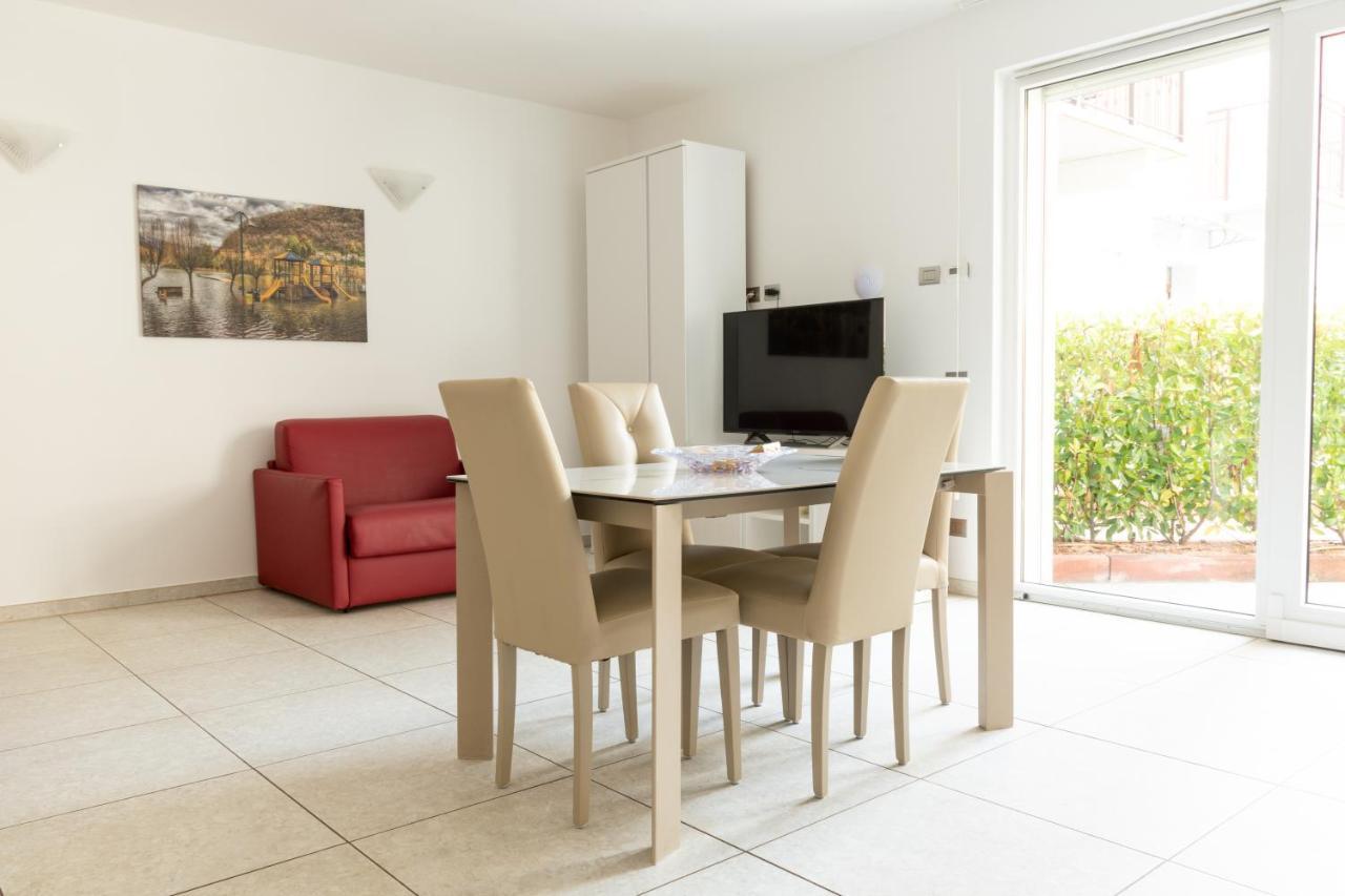 Yachting Aparthotel 4*