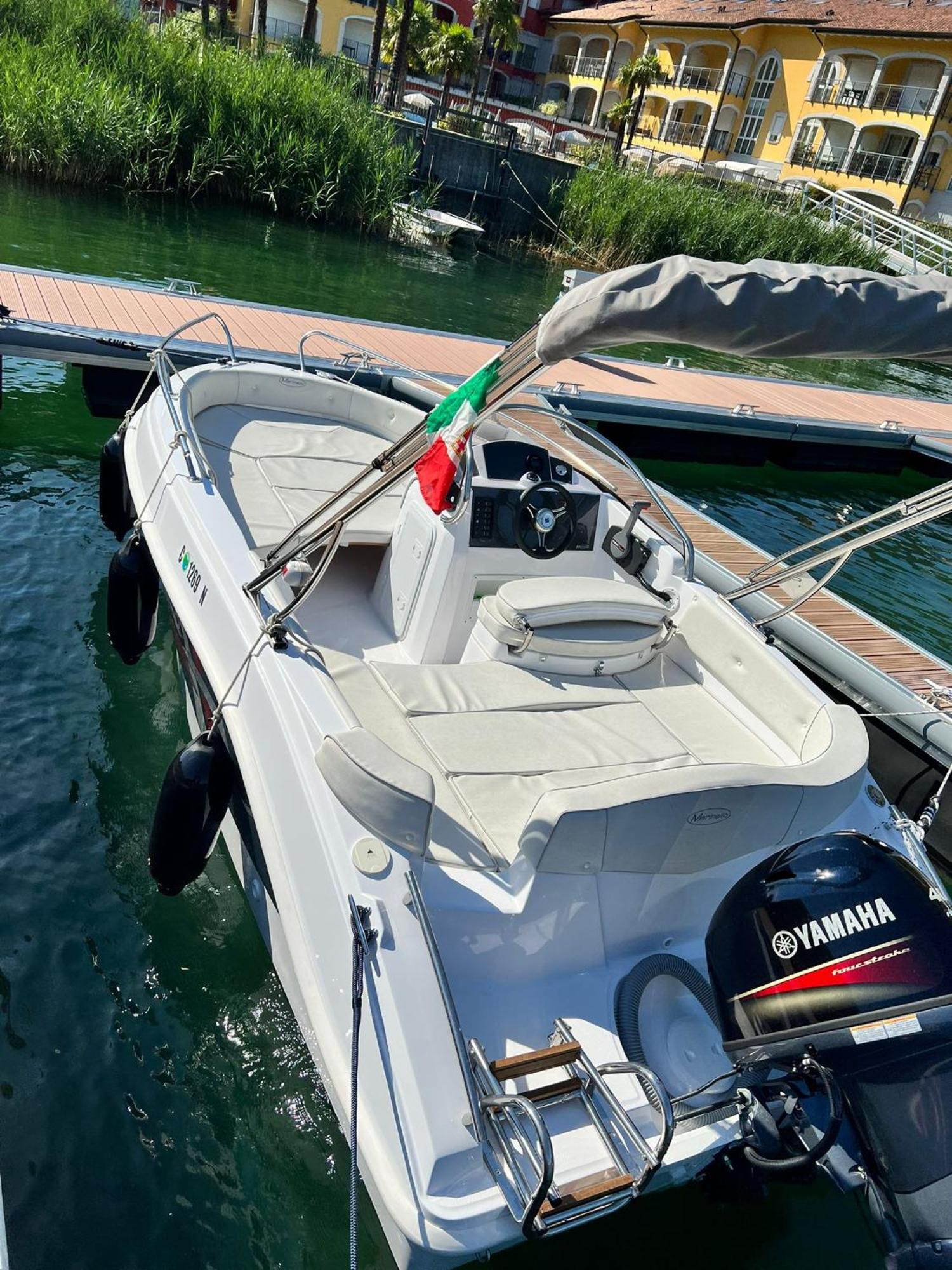 Aparthotel Yachting 4*